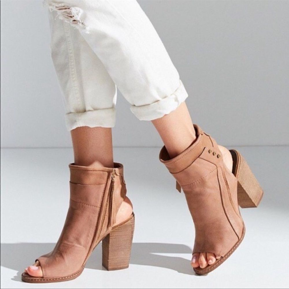Dolce Vita Niki Bootie NEW!